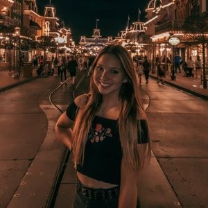 Meet your Posher, Klara